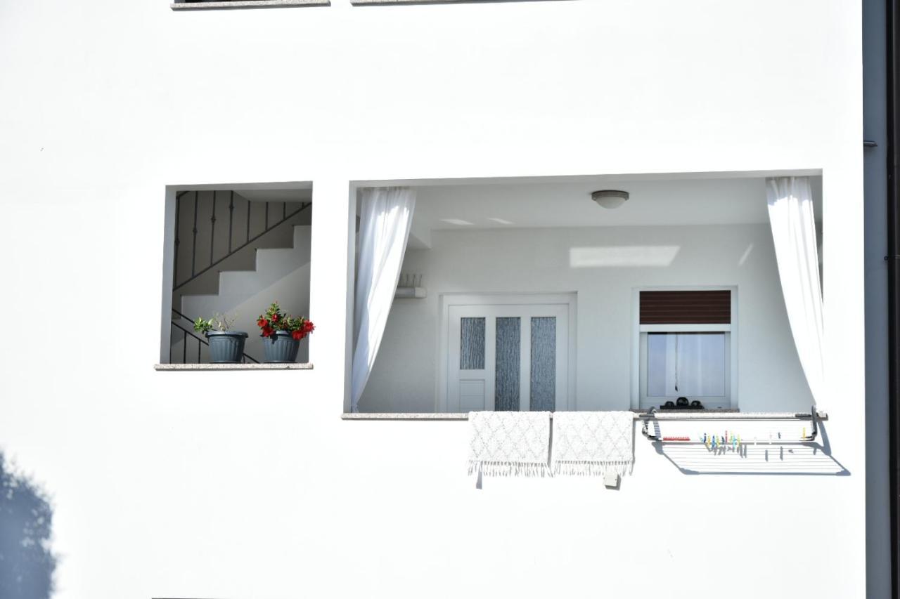 App Roko Apartment Porec Exterior photo