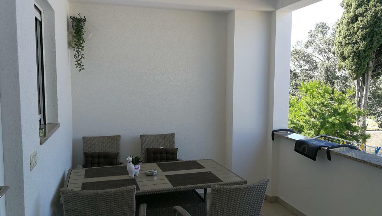 App Roko Apartment Porec Exterior photo